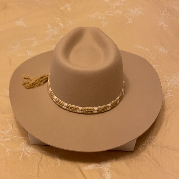 Anthropology Camel wool hat. - Picture 3 of 6